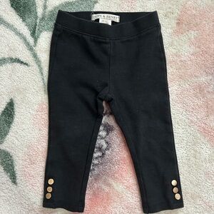 Hope and Henry Black Kids Leggings with gold buttons EUC size 18-24 months